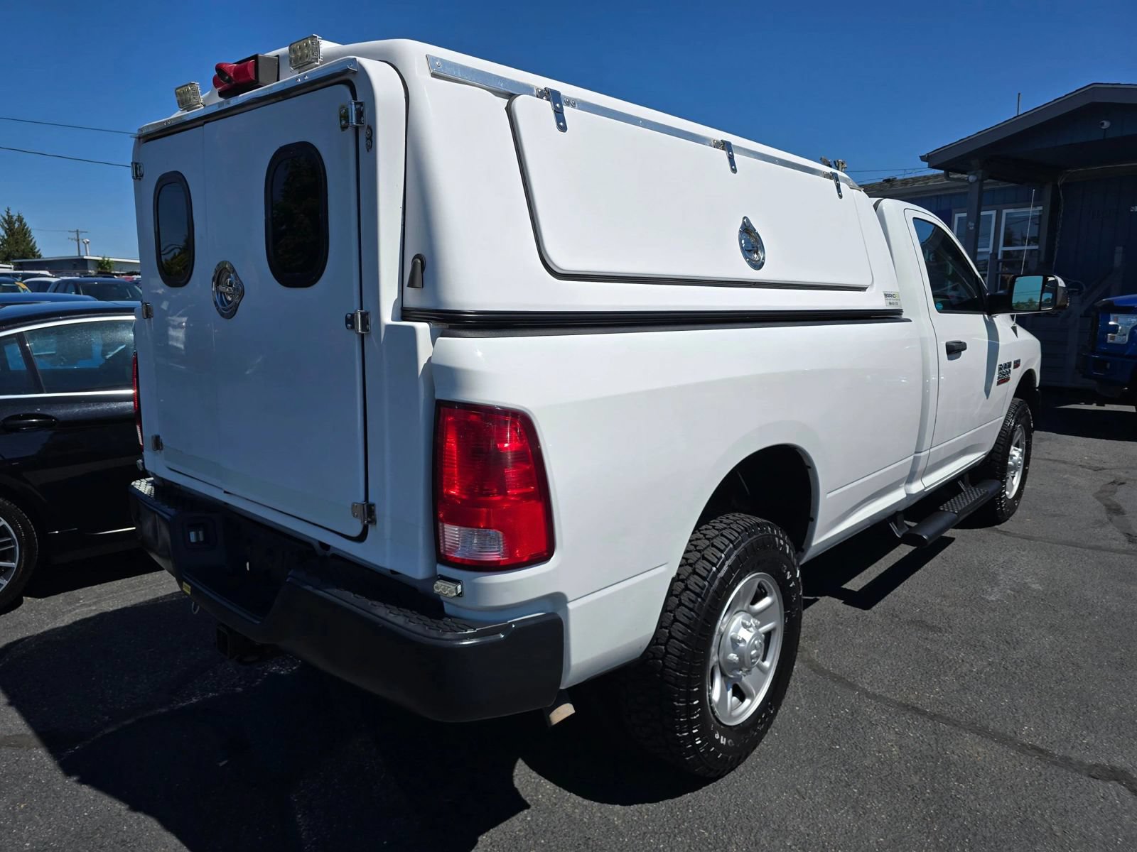 Used 2018 RAM 2500 Tradesman w/ Power & Remote Entry Group AWD/4WD image 4