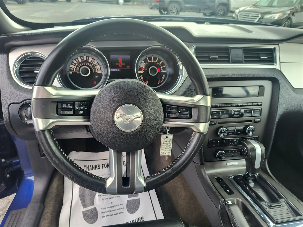Used 2013 Ford Mustang Premium image 32