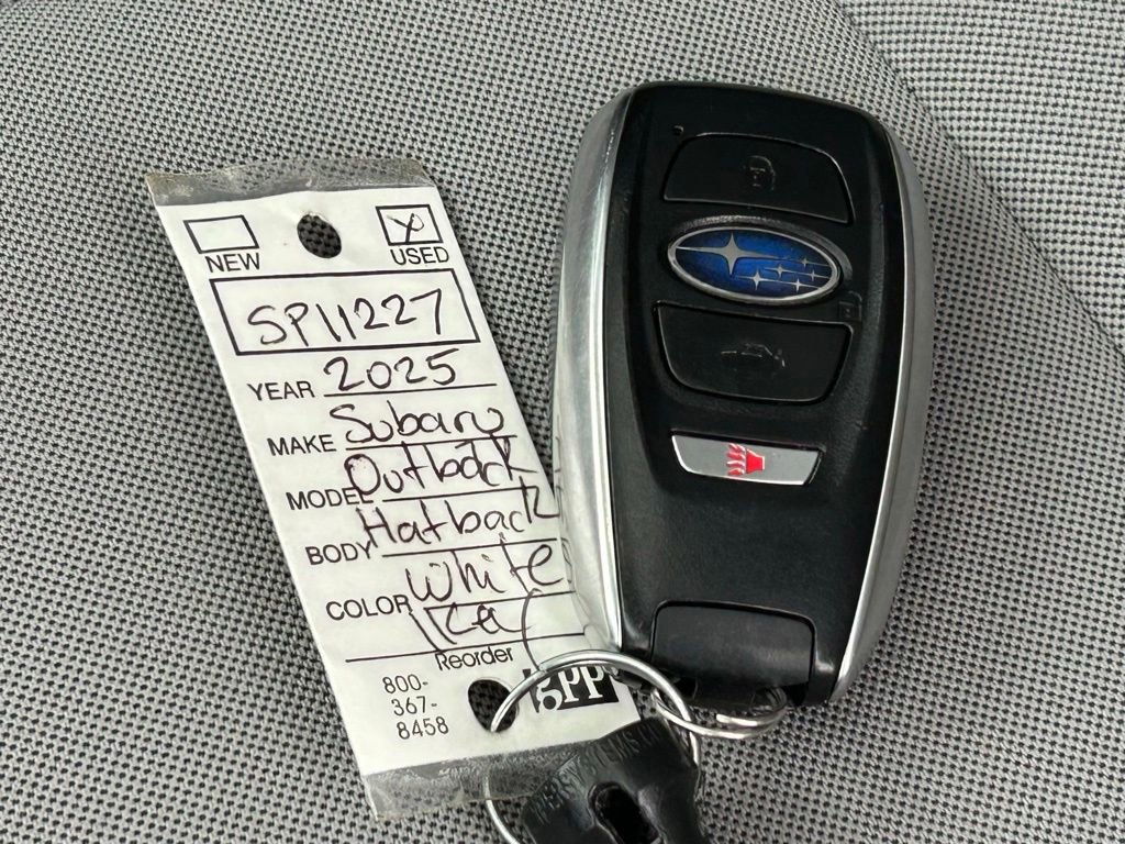 Used 2025 Subaru Outback Premium image 53