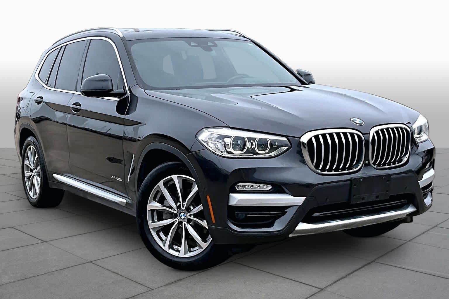 Used 2018 BMW X3 xDrive30i AWD/4WD image 3
