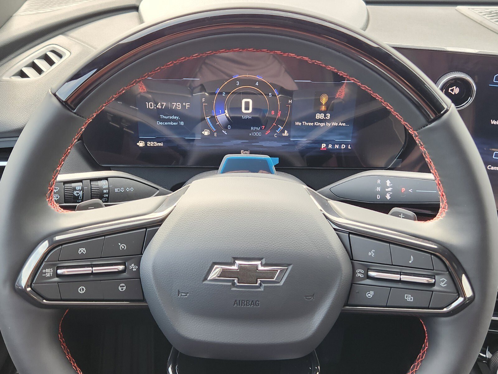 New 2026 Chevrolet Traverse RS image 17