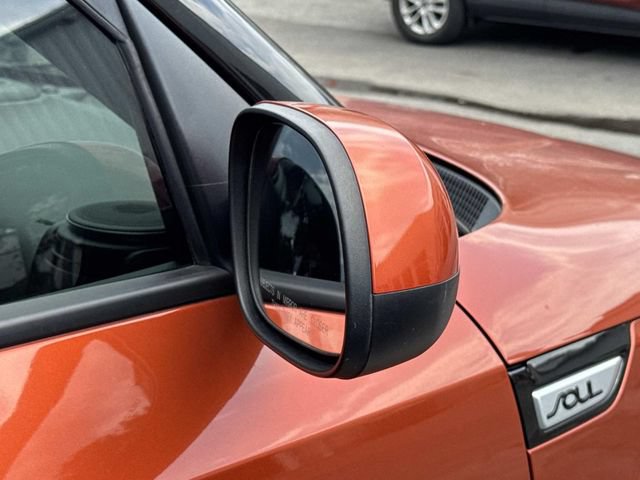 Used 2018 Kia Soul + FWD image 8