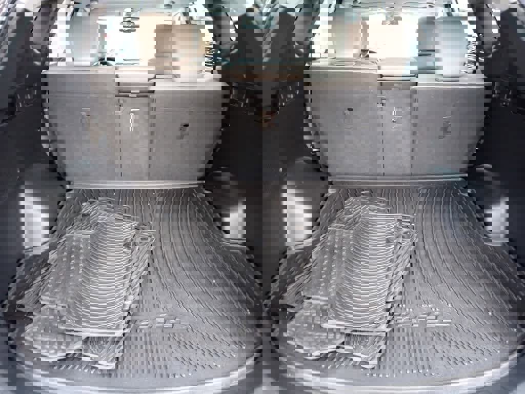 Used 2017 Hyundai Santa Fe Sport w/ Cargo Package image 25