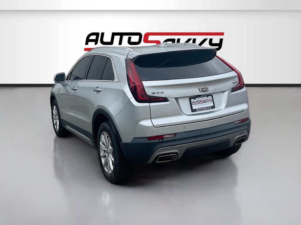 Used 2021 Cadillac XT4 Premium Luxury w/ Technology Package FWD image 5