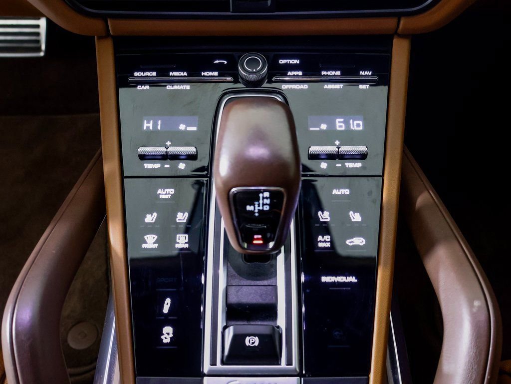 Certified 2023 Porsche Cayenne Turbo S image 17