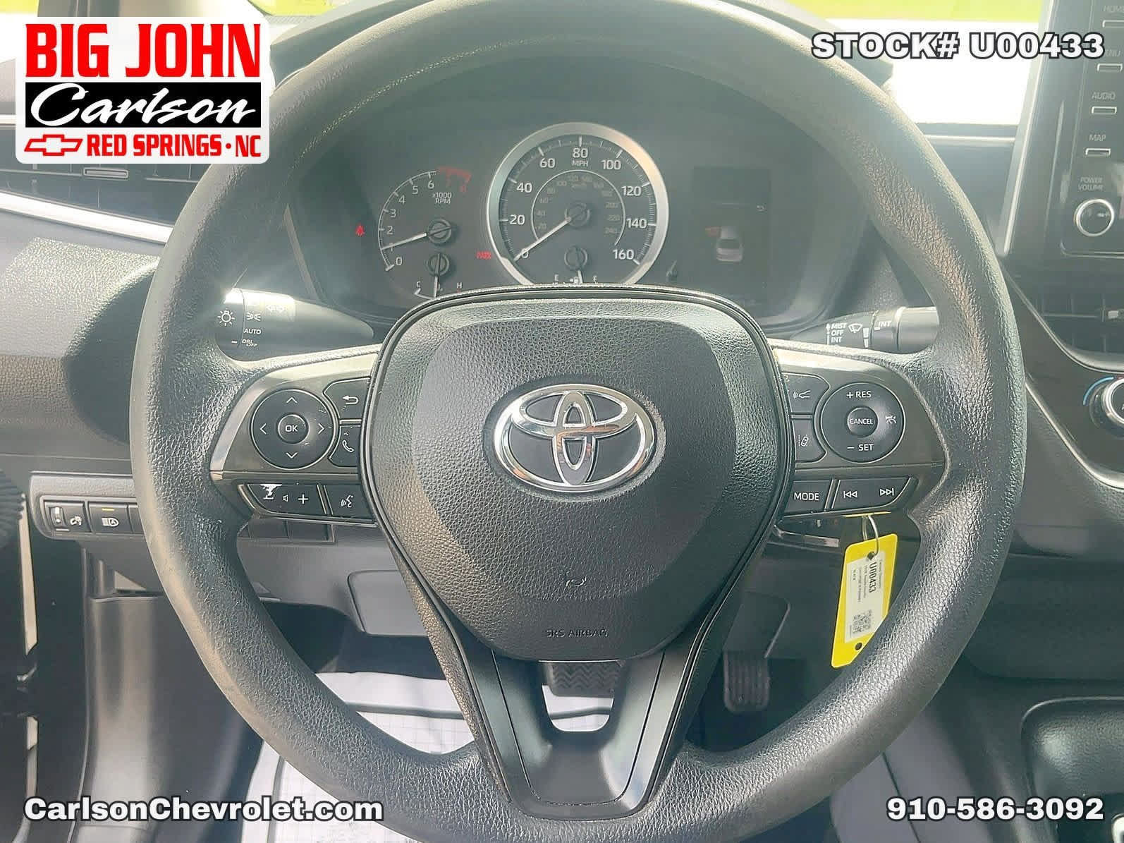Used 2020 Toyota Corolla LE FWD image 17