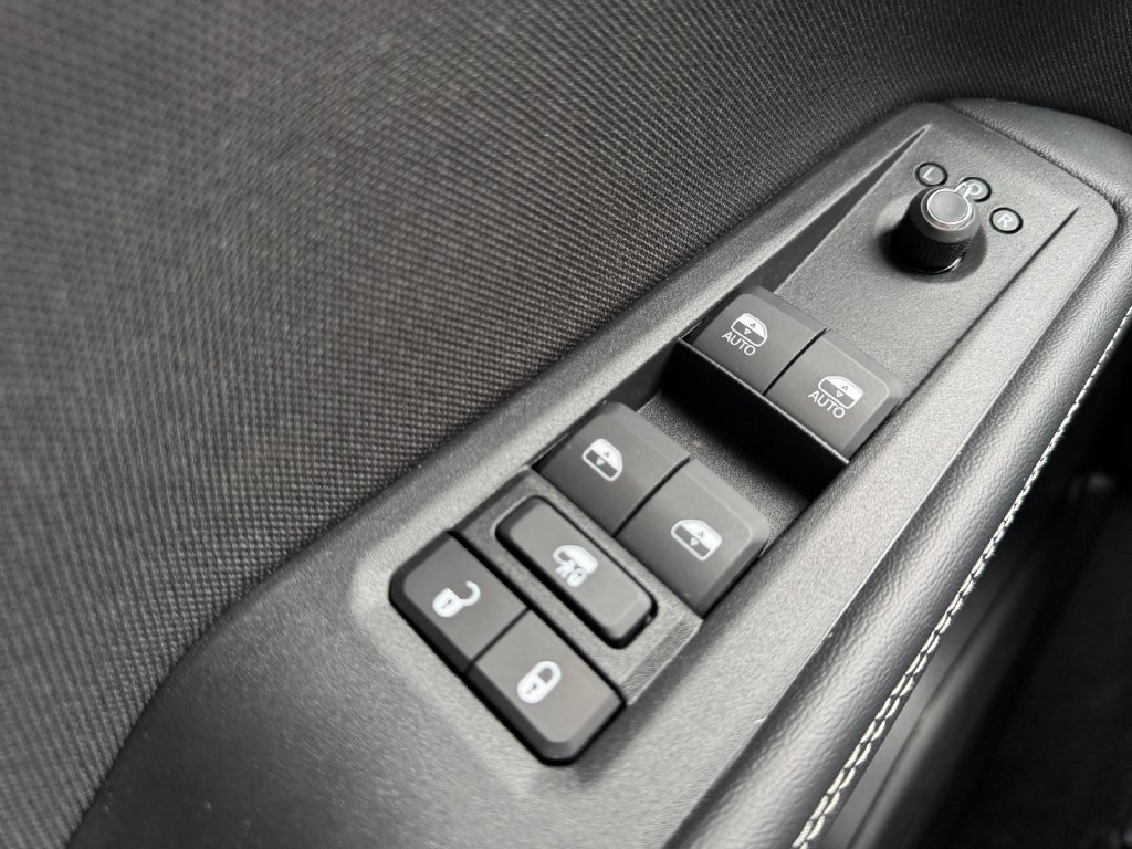 New 2026 Jeep Cherokee Laredo AWD/4WD image 28