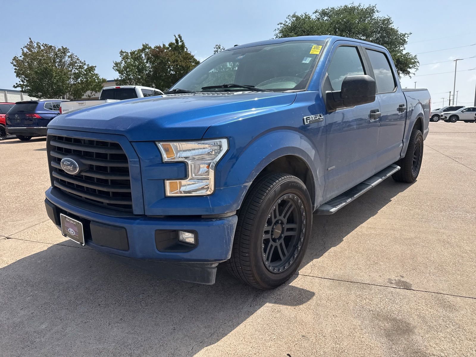 Used 2017 Ford F150 XL w/ Equipment Group 101A Mid RWD image 3