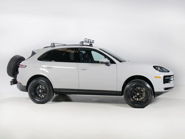 New 2026 Porsche Cayenne AWD/4WD image 8