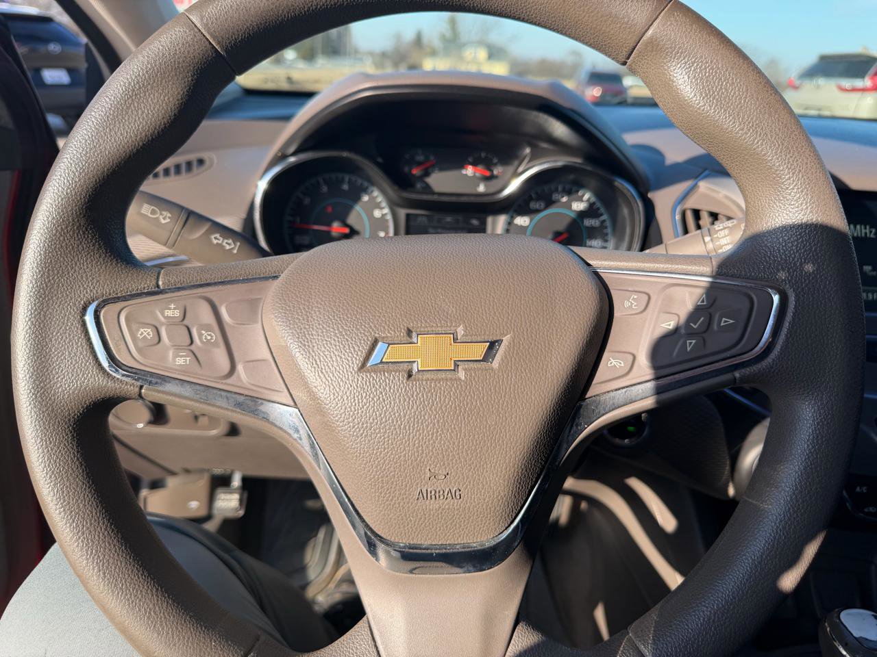 Used 2017 Chevrolet Cruze LT w/ Convenience Package image 24