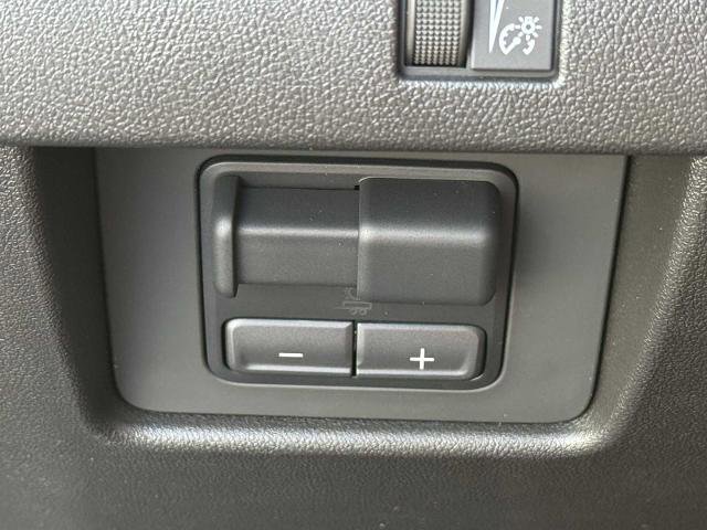 New 2026 GMC Canyon Elevation w/ Convenience Package image 18