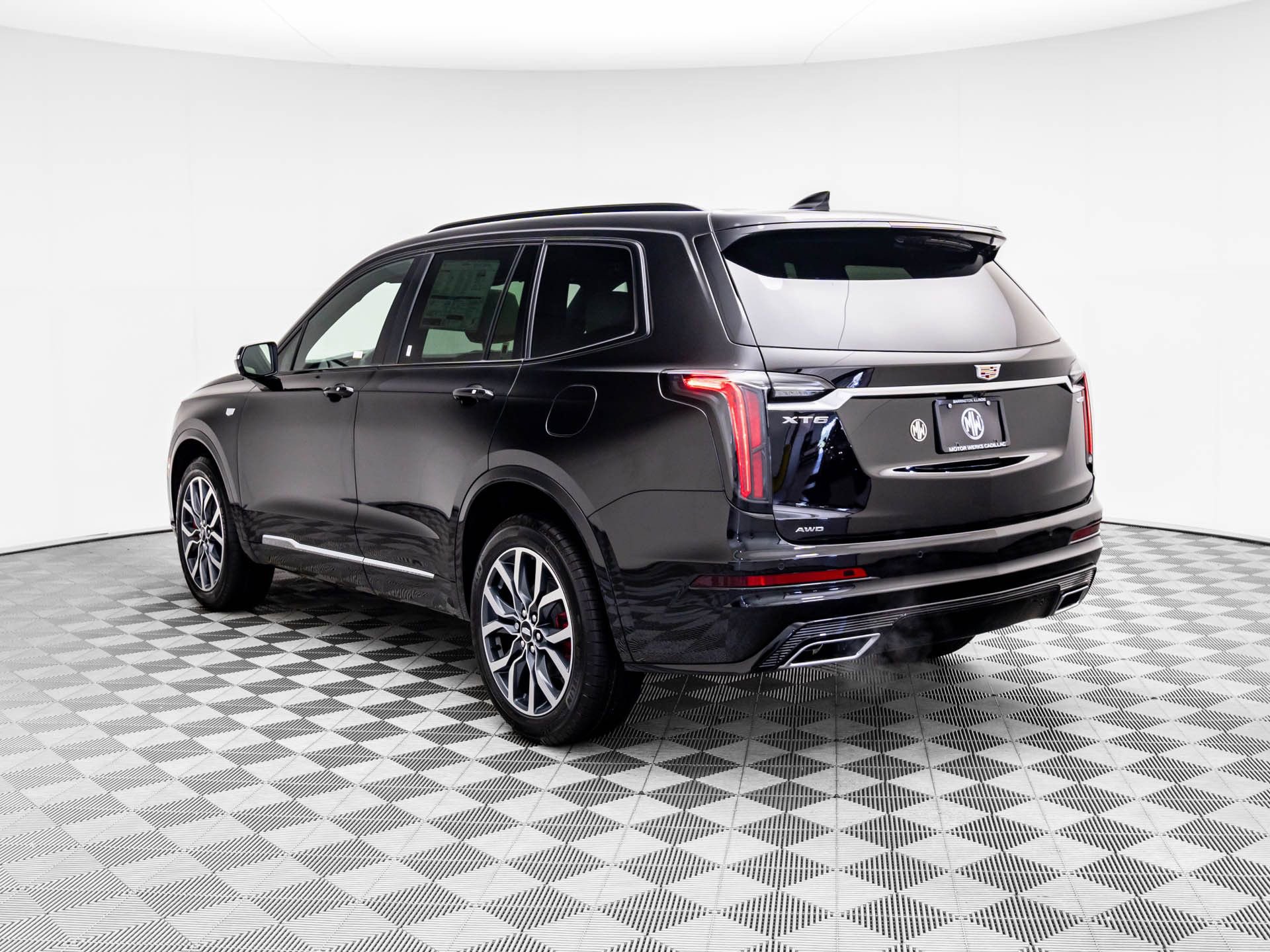 New 2025 Cadillac XT6 Sport video 3