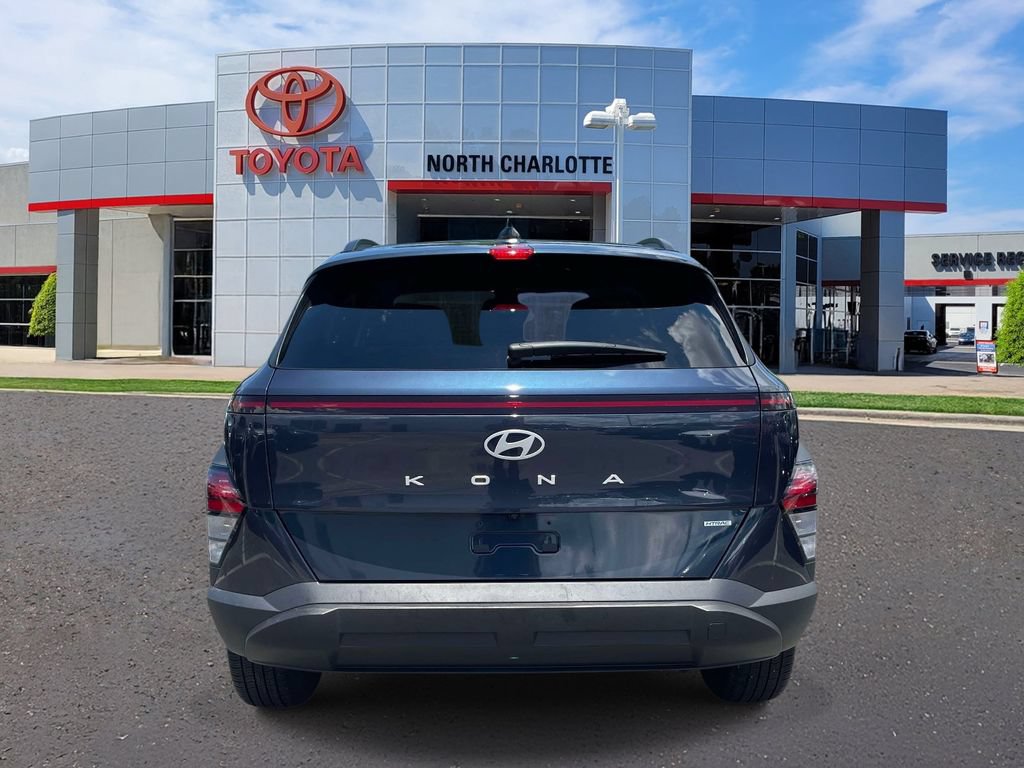 Used 2024 Hyundai Kona SEL AWD/4WD image 6