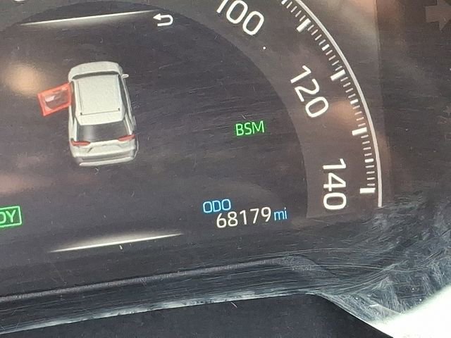 Used 2023 Toyota RAV4 SE image 23