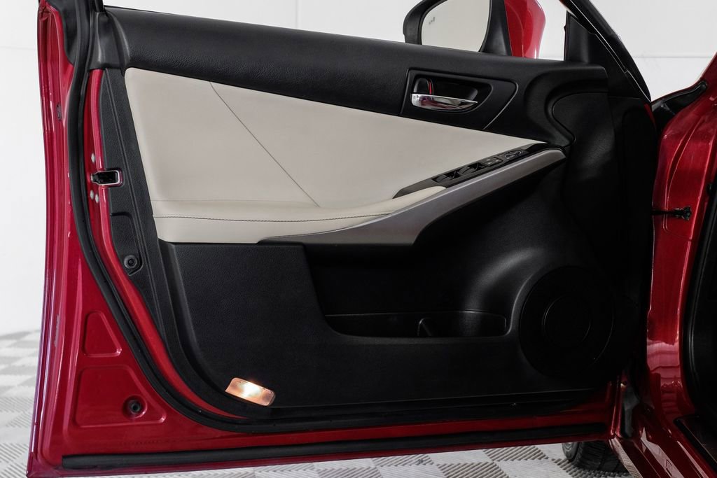 Used 2015 Lexus IS 350 w/ Navigation System Package image 44