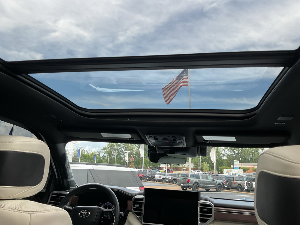 Used 2023 Toyota Tundra Capstone AWD/4WD image 9