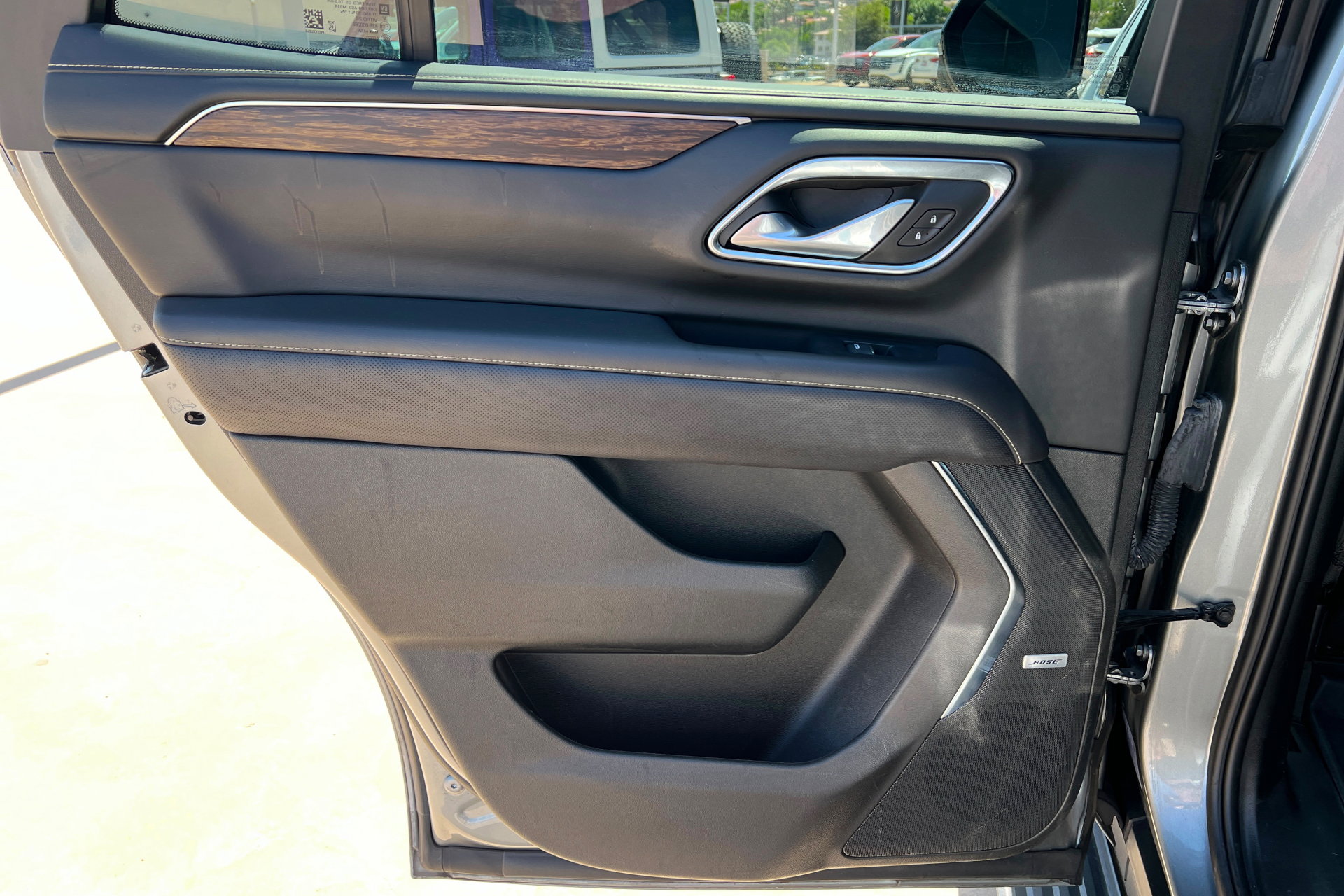 Used 2023 Chevrolet Tahoe Premier AWD/4WD image 19