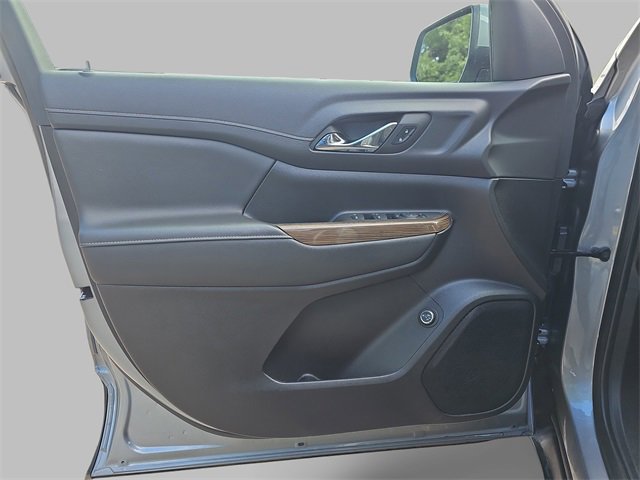 Certified 2023 GMC Acadia SLE w/ Driver Convenience Package image 27