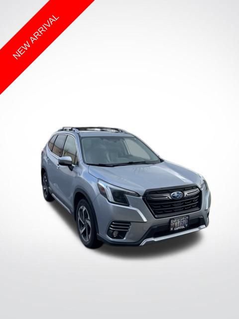 Used 2023 Subaru Forester Touring image 1