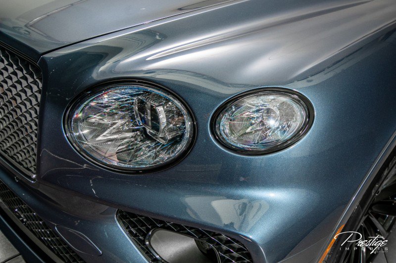 Used 2023 Bentley Bentayga Speed image 12