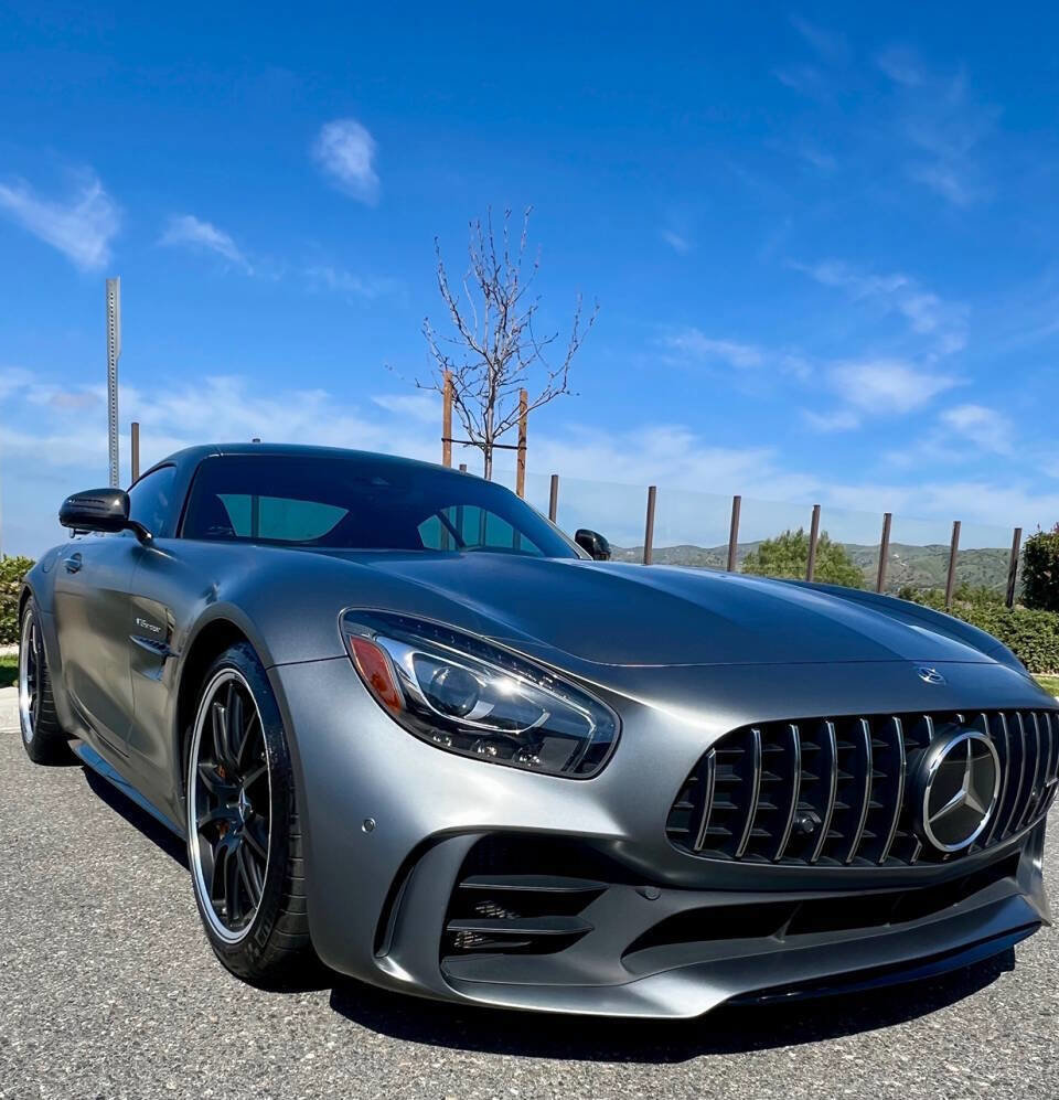 Used 2018 Mercedes-Benz AMG GT R image 2