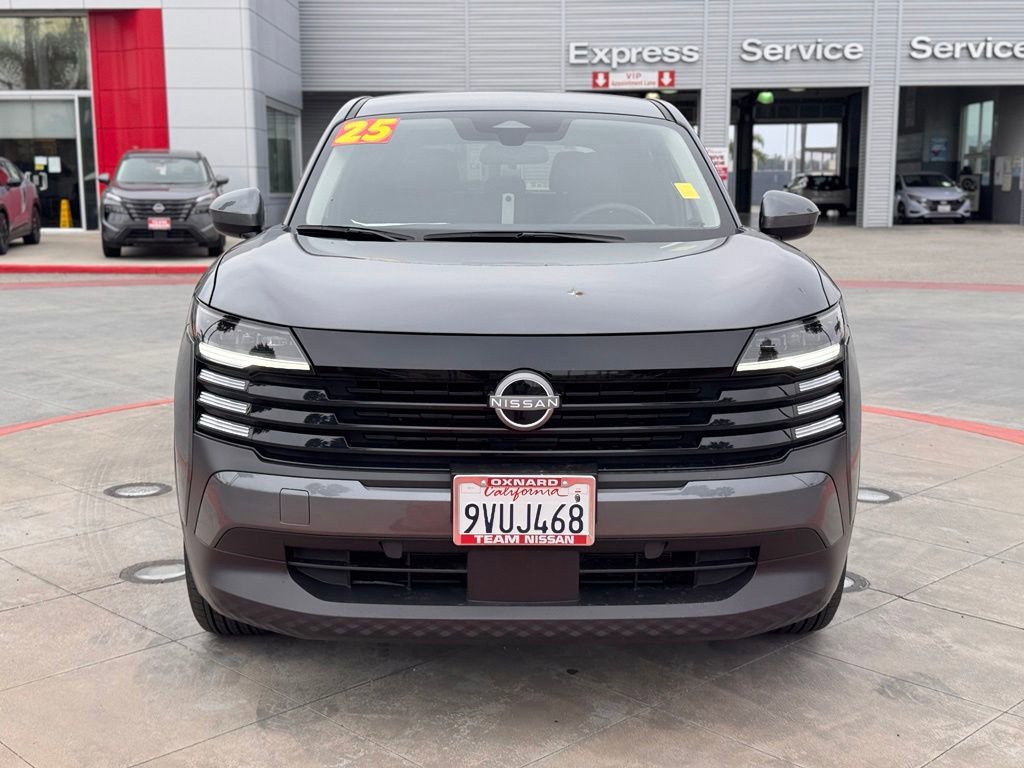 Certified 2025 Nissan Kicks SV w/ Illumination Package FWD image 3