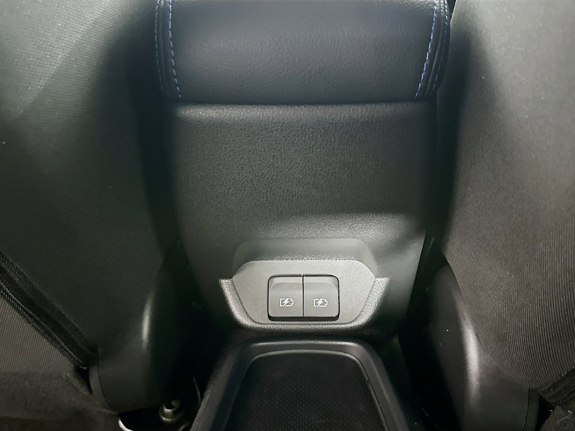 Used 2024 Nissan Leaf S FWD image 27