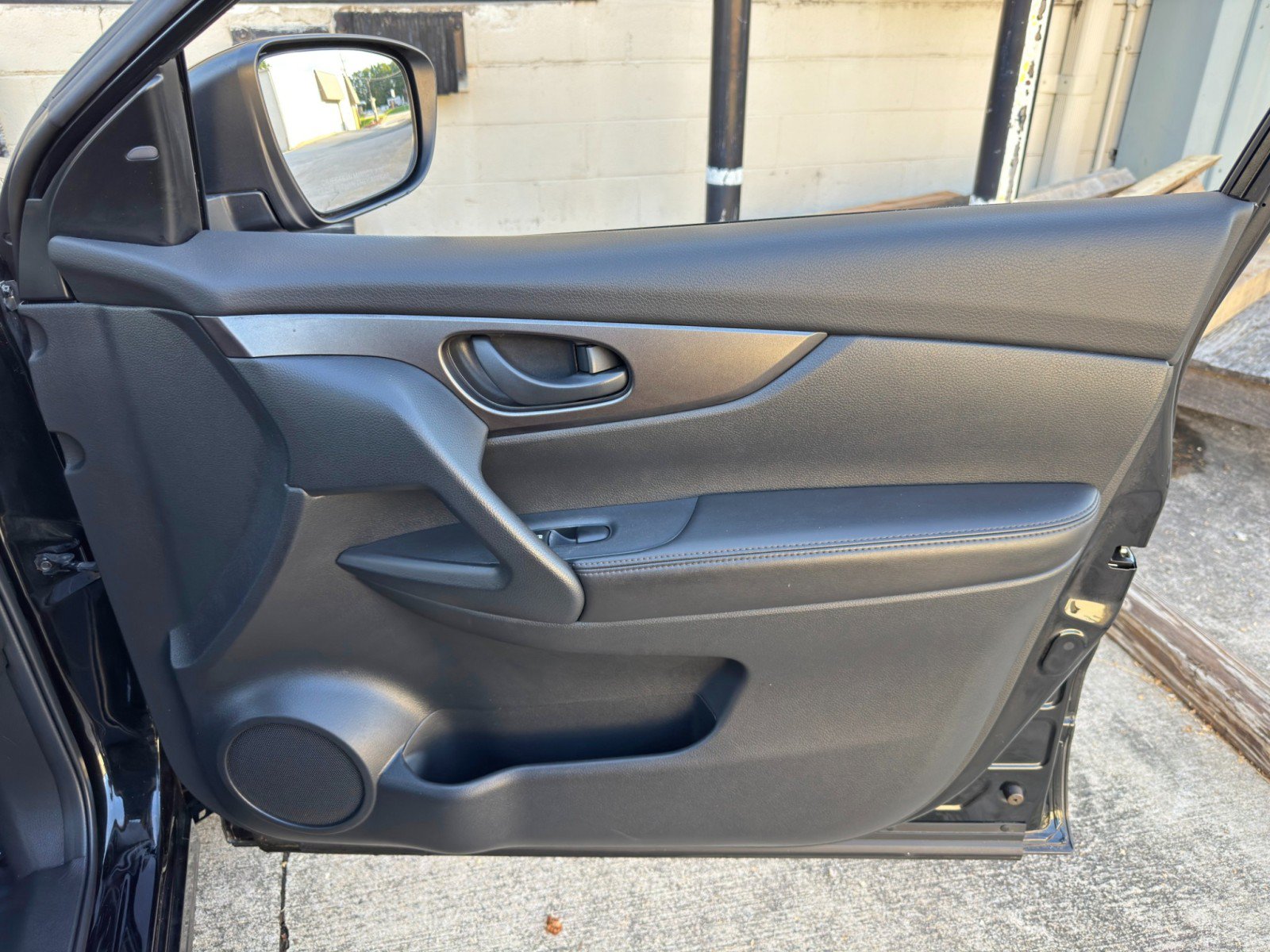 Used 2021 Nissan Rogue Sport S FWD image 37