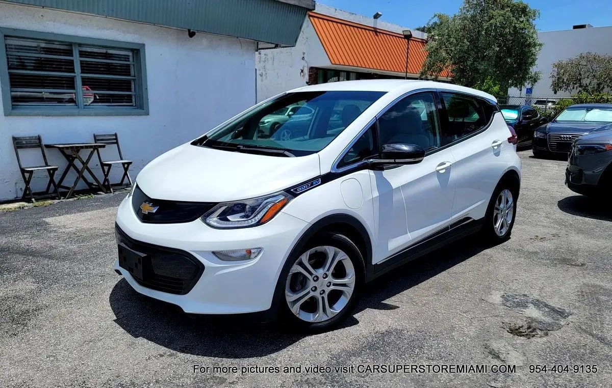 Used 2017 Chevrolet Bolt LT image 4