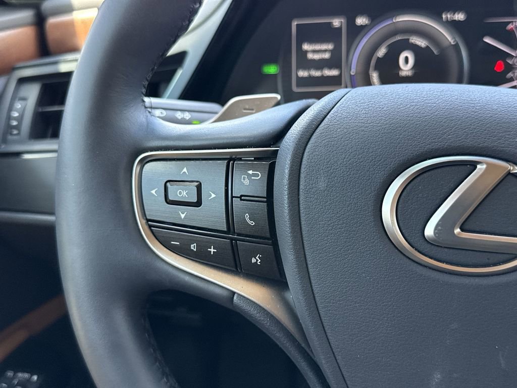 Used 2024 Lexus ES 300h w/ Premium Package FWD image 26