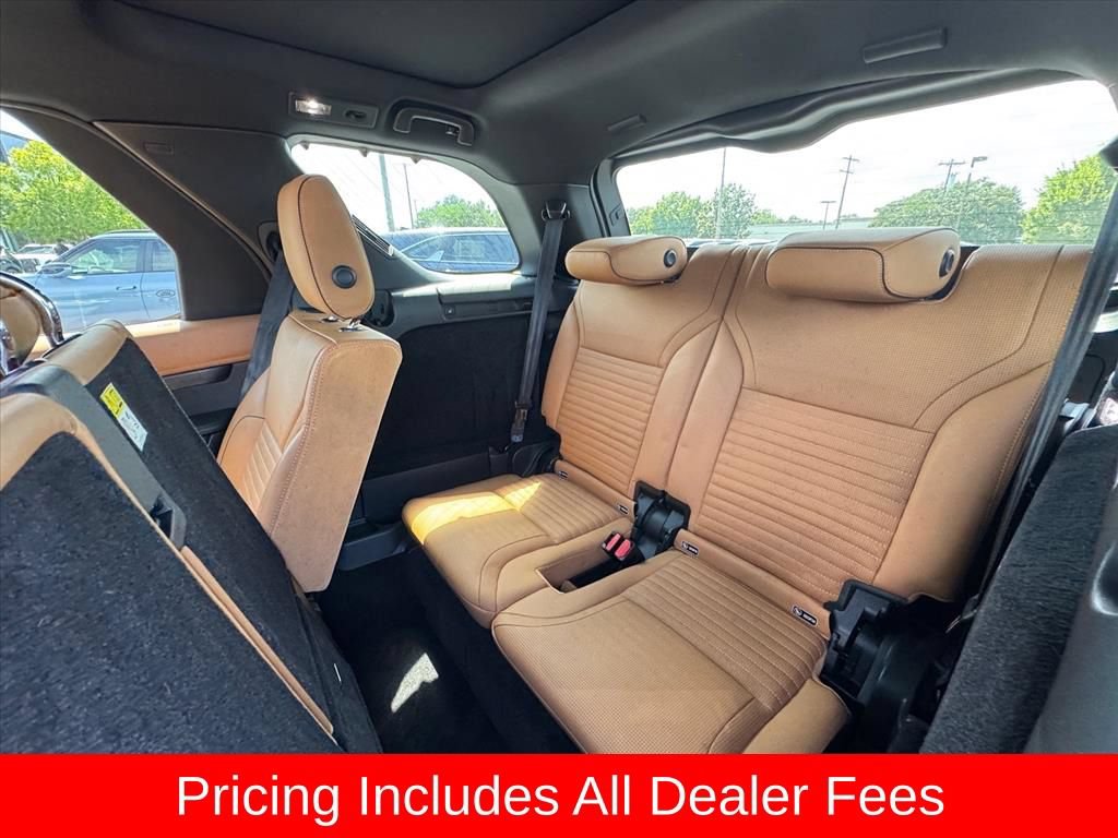 Used 2020 Land Rover Discovery HSE Luxury AWD/4WD image 14