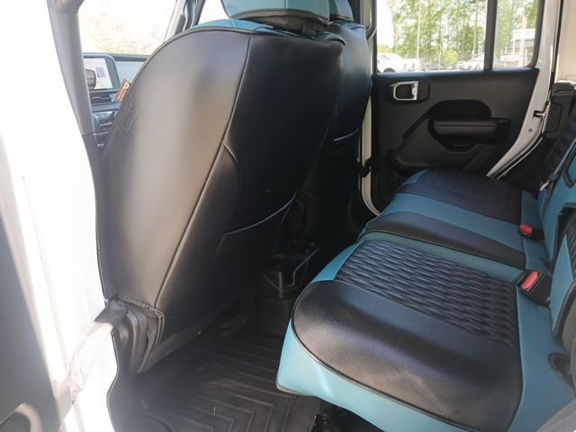 Used 2024 Jeep Wrangler Sport S image 18