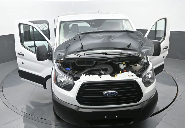 Used 2019 Ford Transit 250 130 Low Roof image 28