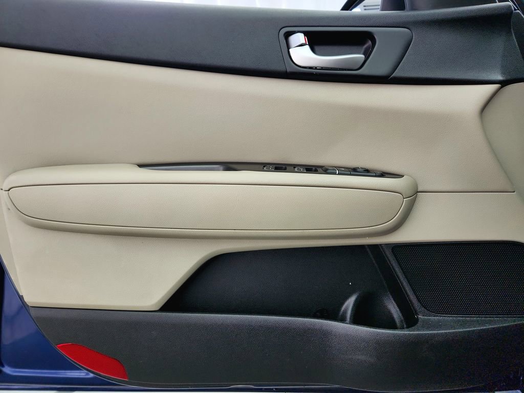 Used 2018 Kia Optima LX FWD image 19