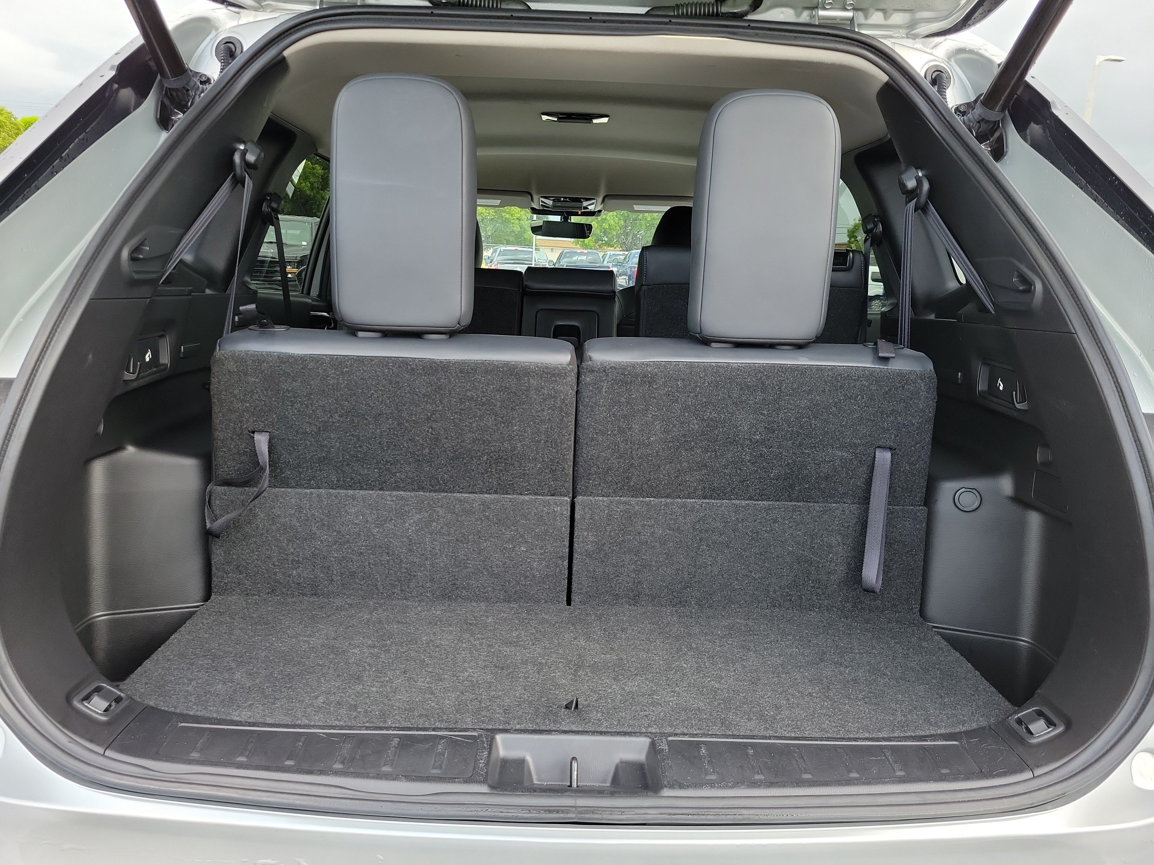 Used 2025 Mitsubishi Outlander SE FWD image 15
