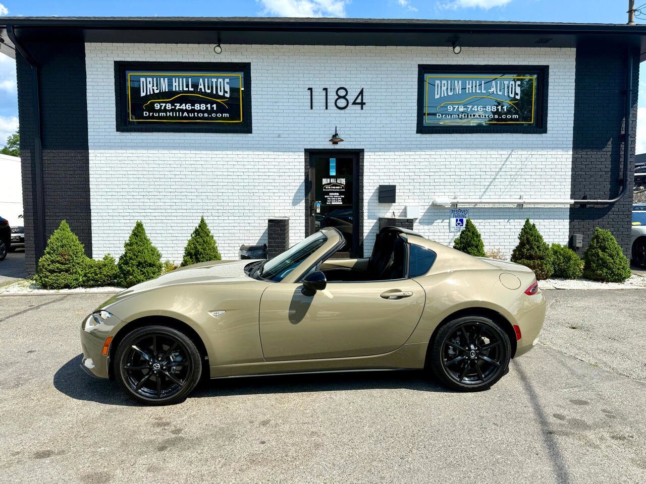 Used 2023 MAZDA MX-5 Miata Club image 2