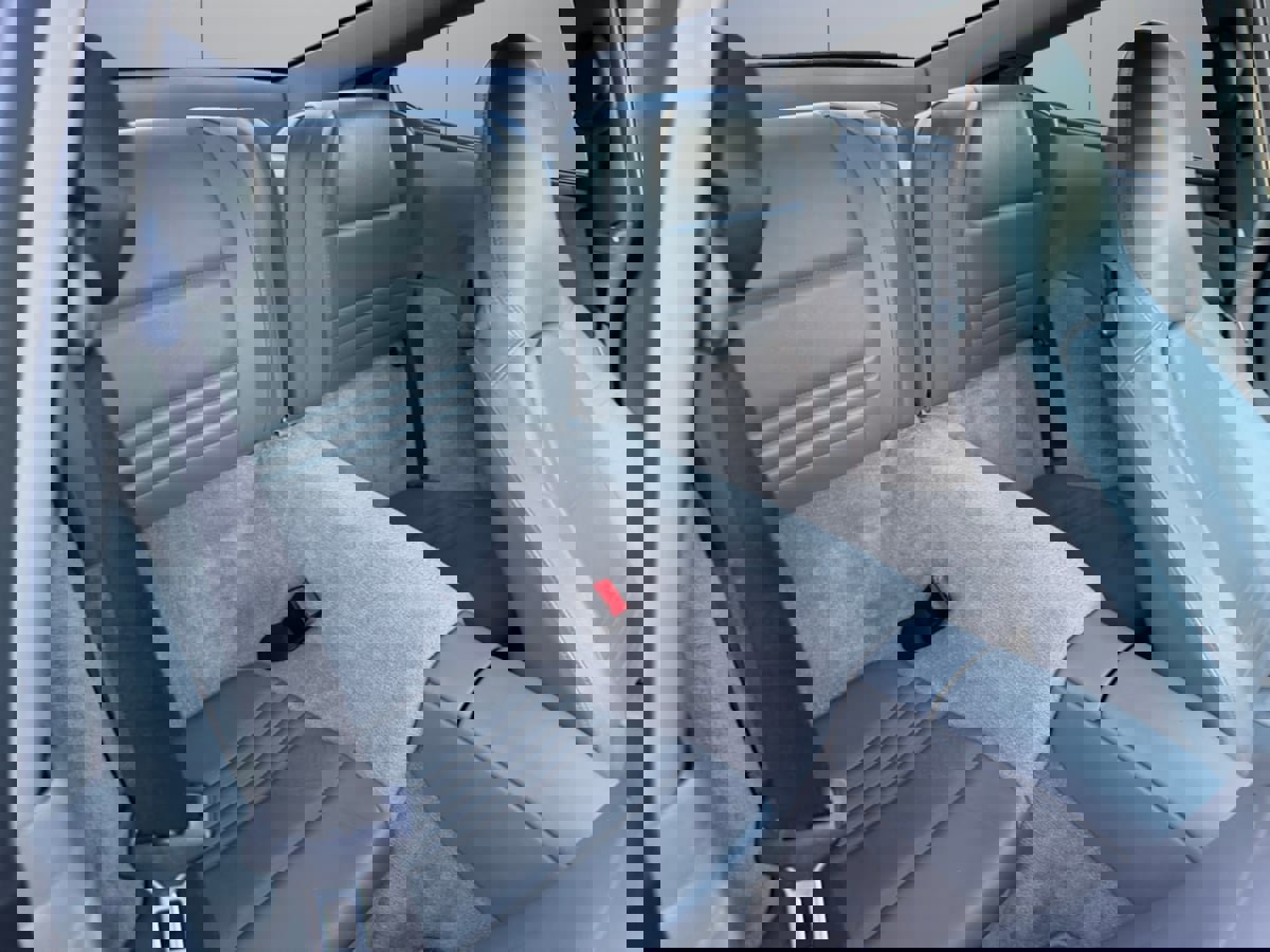 Used 2001 Porsche 911 GT3 RS image 18