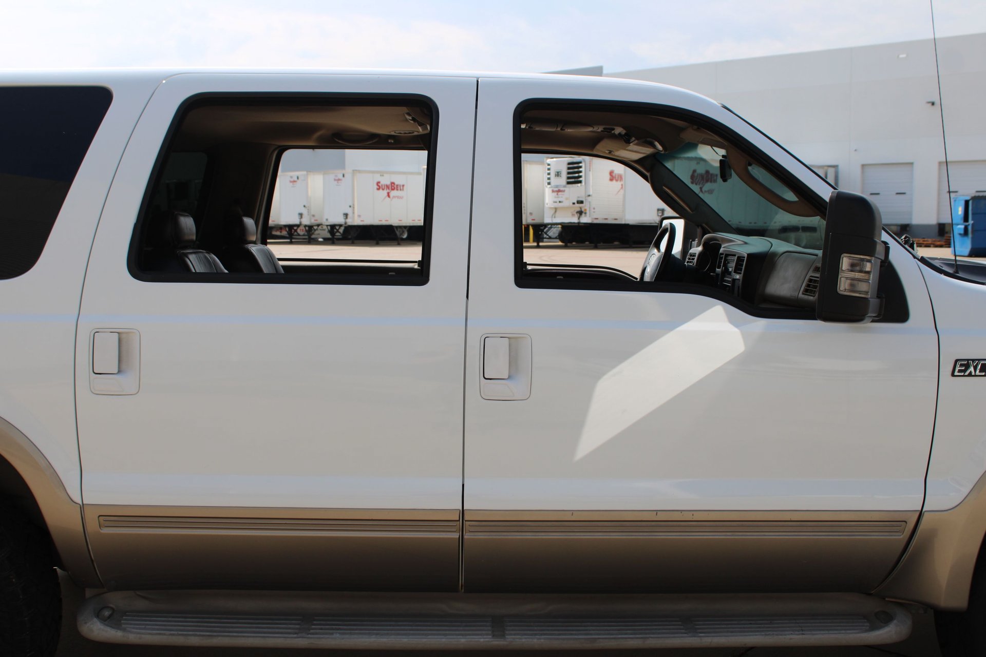 Used 2005 Ford Excursion Eddie Bauer RWD image 33