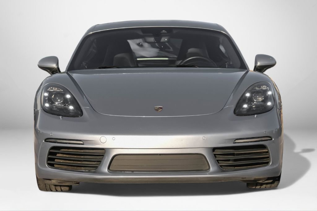 Used 2018 Porsche 718 Cayman S image 3
