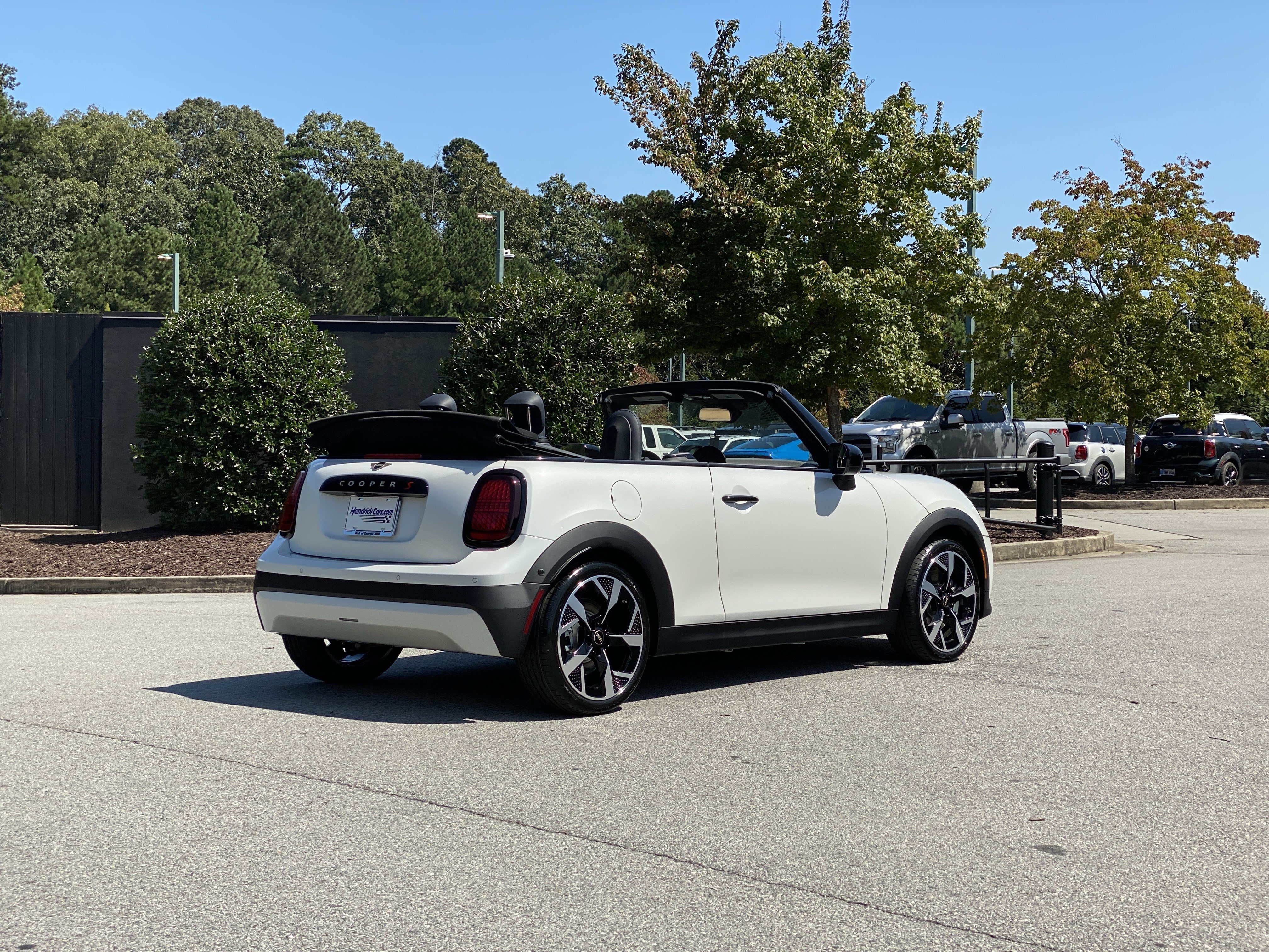 Used 2026 MINI Cooper S FWD image 3