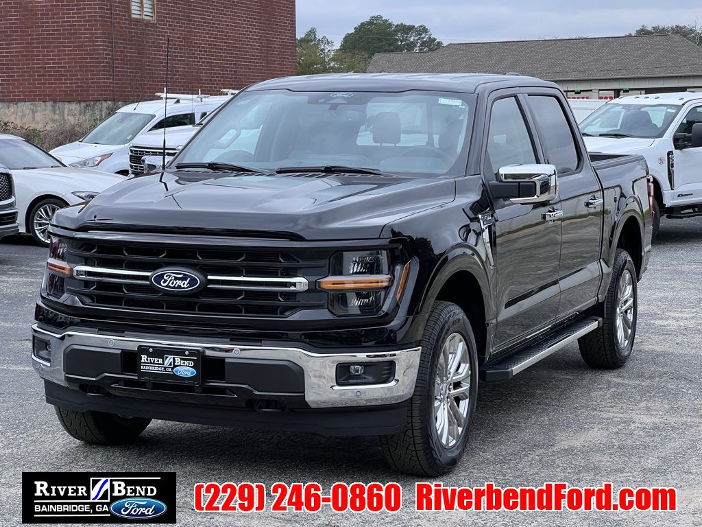 New 2025 Ford F150 XLT w/ Equipment Group 302A MID