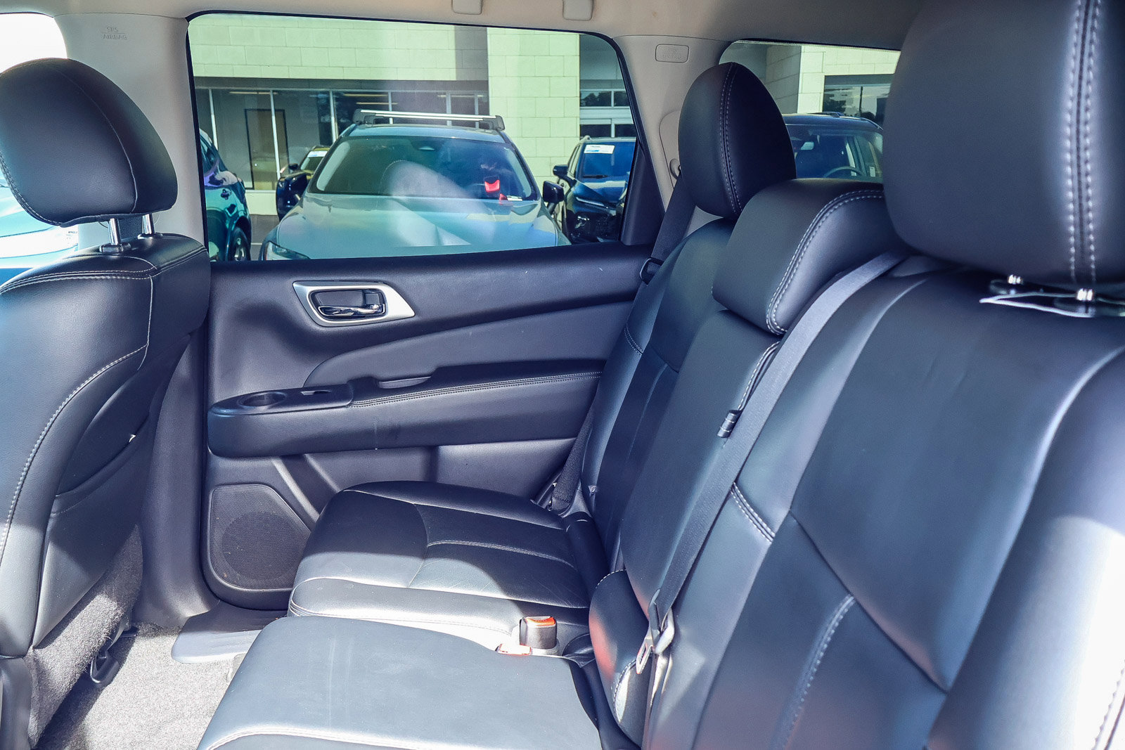 Used 2015 Nissan Pathfinder SL w/ Cargo Package image 14