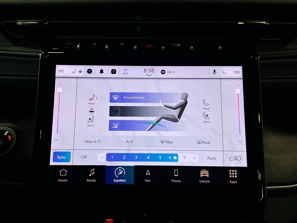 Used 2025 Jeep Grand Cherokee Limited w/ Luxury Tech Group II image 25