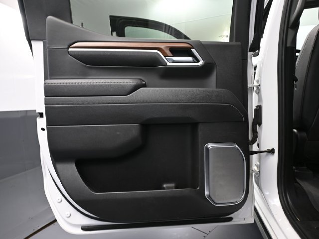 Used 2023 GMC Sierra 1500 Denali w/ Technology Package AWD/4WD image 32
