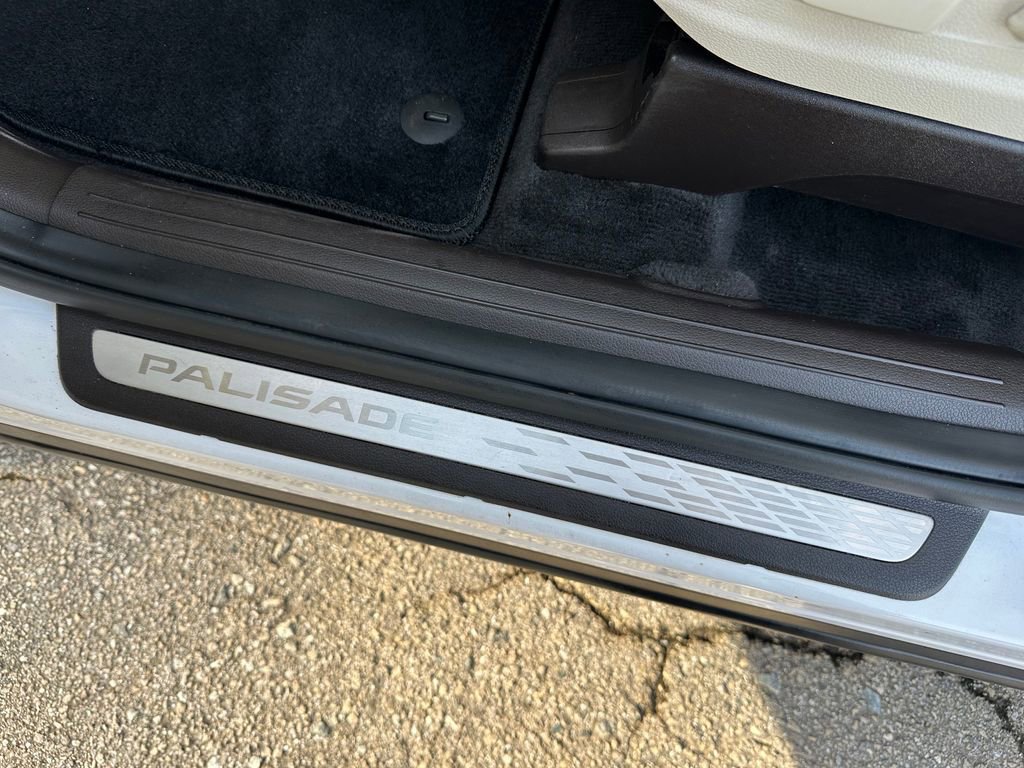 Used 2020 Hyundai Palisade Limited image 24