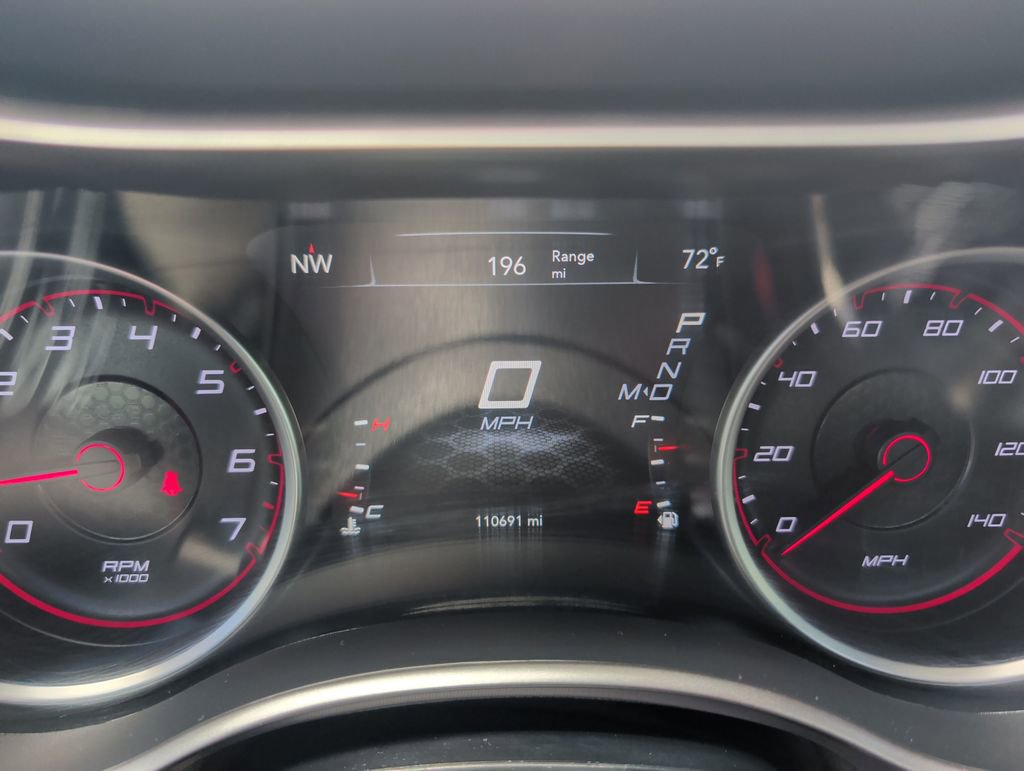Used 2019 Dodge Charger SXT w/ Leather Interior Group RWD image 12