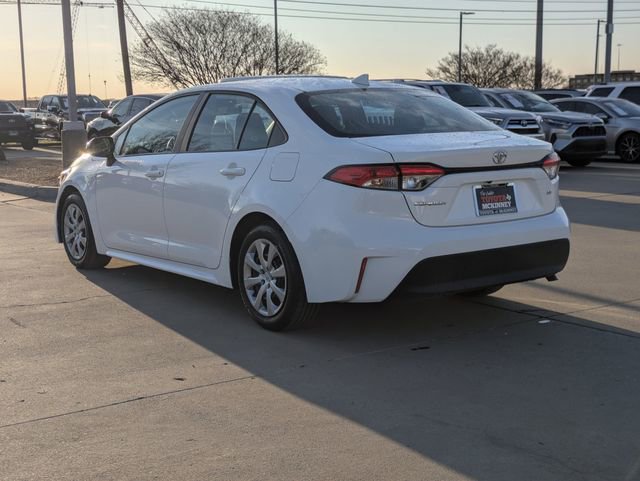Used 2025 Toyota Corolla LE image 8