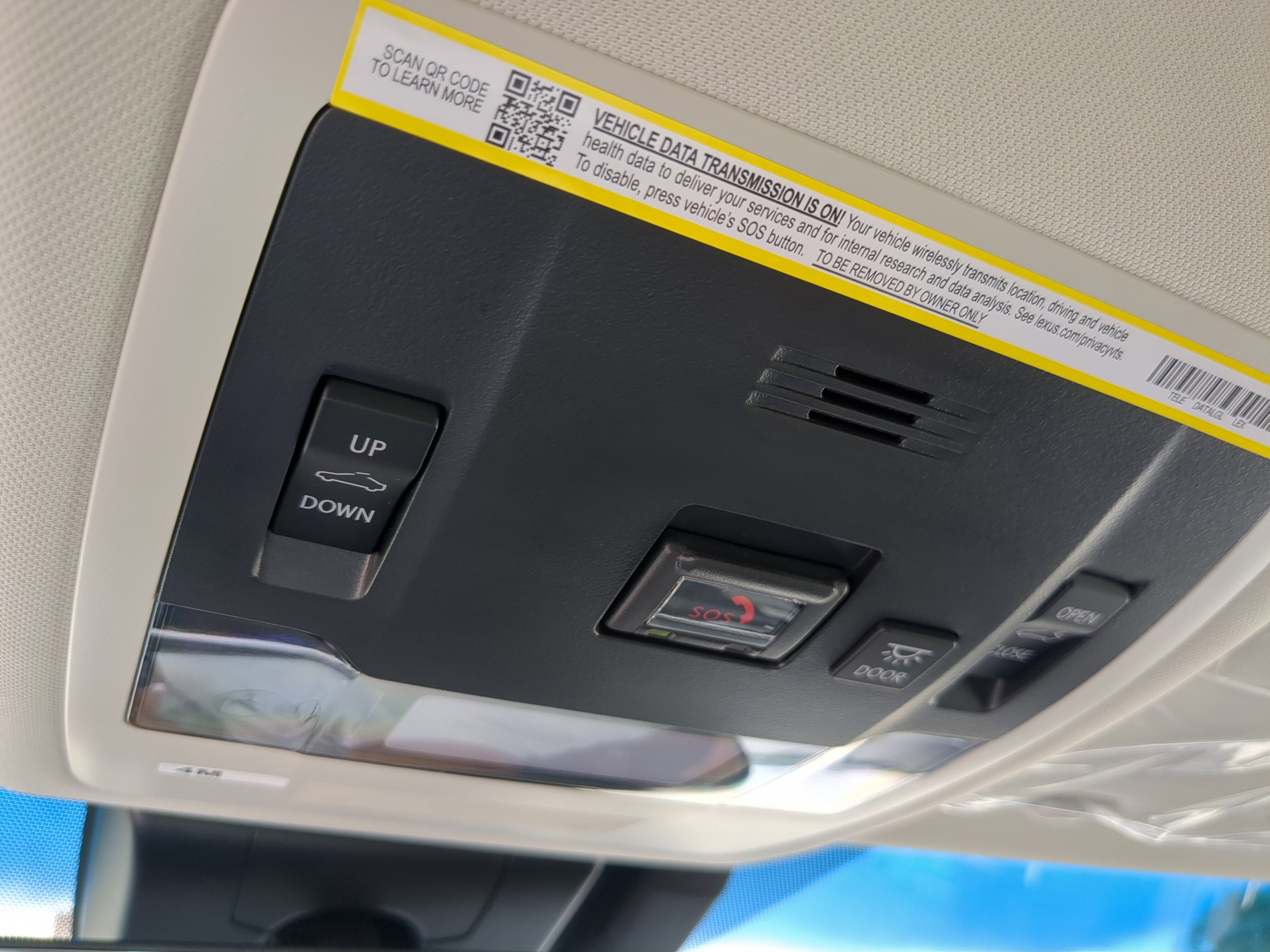 New 2025 Lexus ES 300h w/ Premium Package image 18