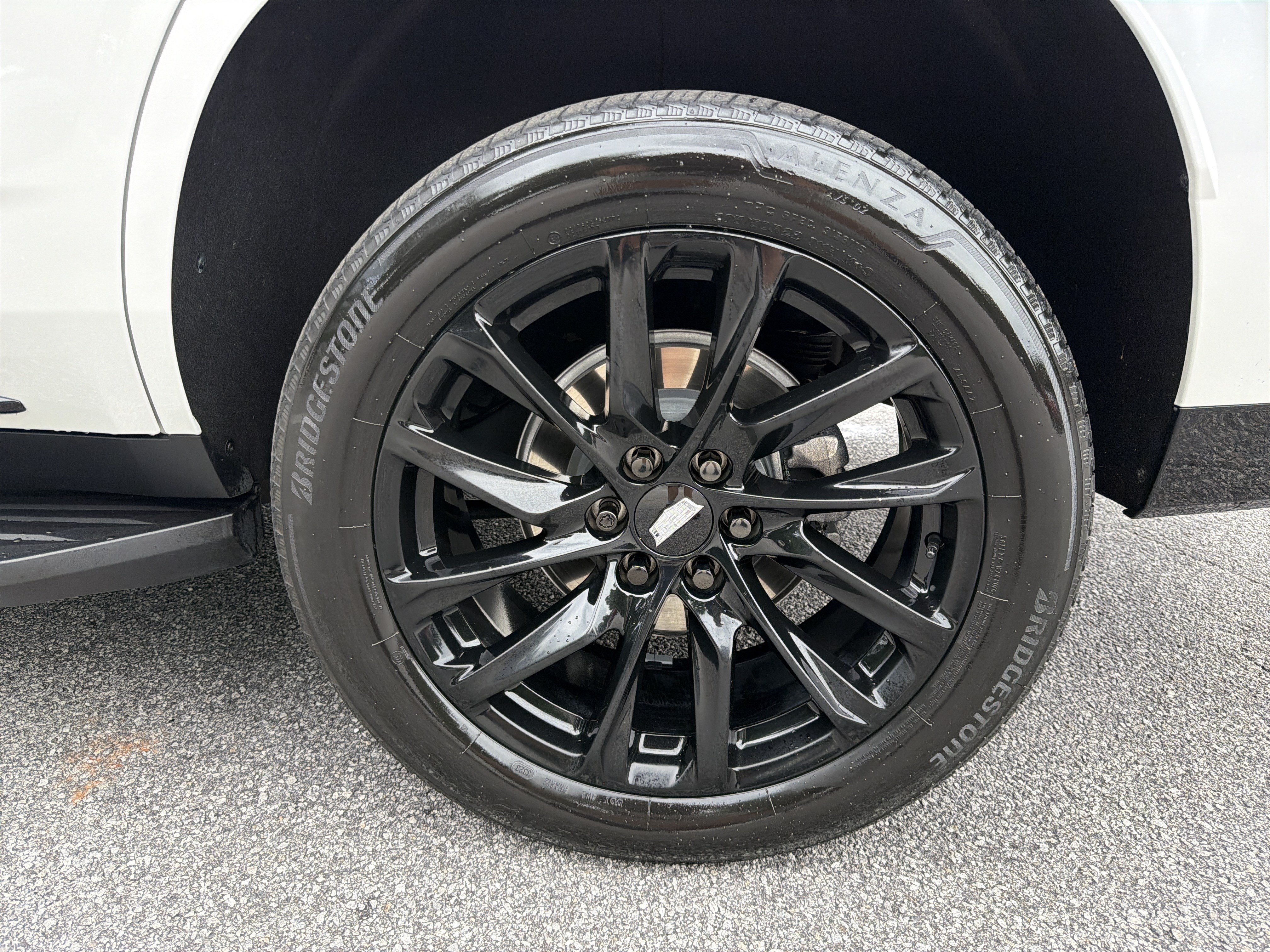 Certified 2024 Cadillac Escalade Sport w/ LPO, ONYX Package AWD/4WD image 19