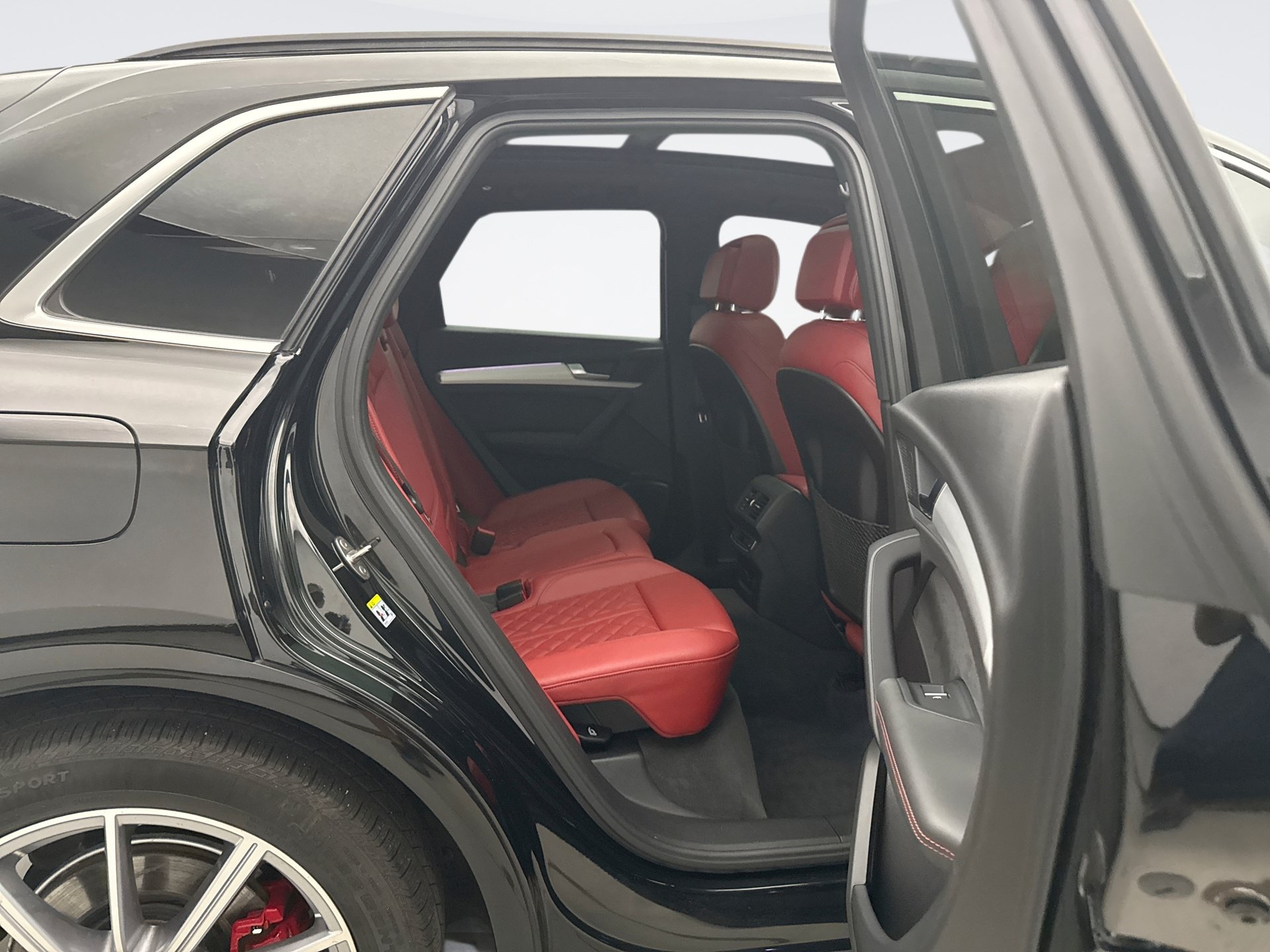 Used 2021 Audi SQ5 Prestige AWD/4WD image 21